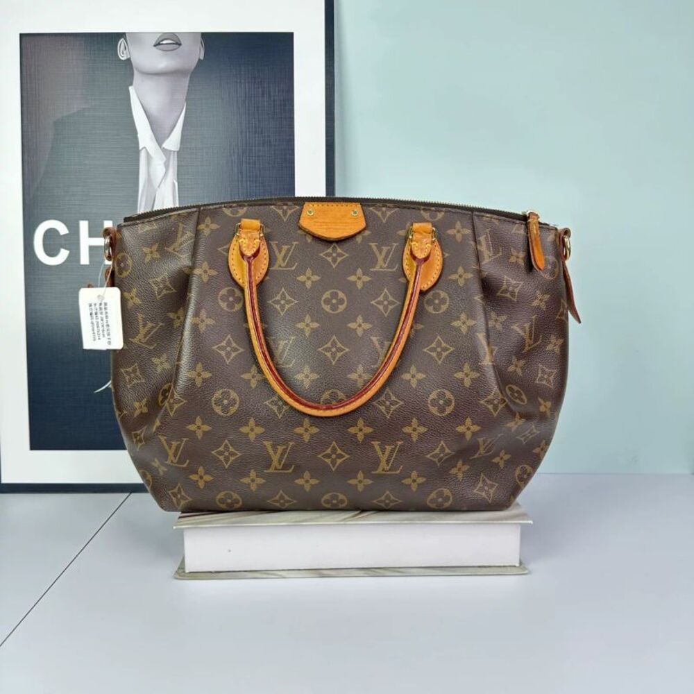 Louis Vuitton Women Pre-Loved Bag Very Good Condition
